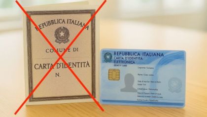Addio alla carta d'identità cartacea